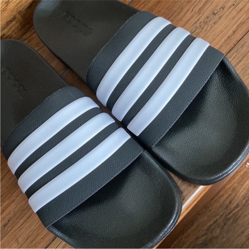 NIB Adidas Black and White Striped Slides - Picture 6 of 8